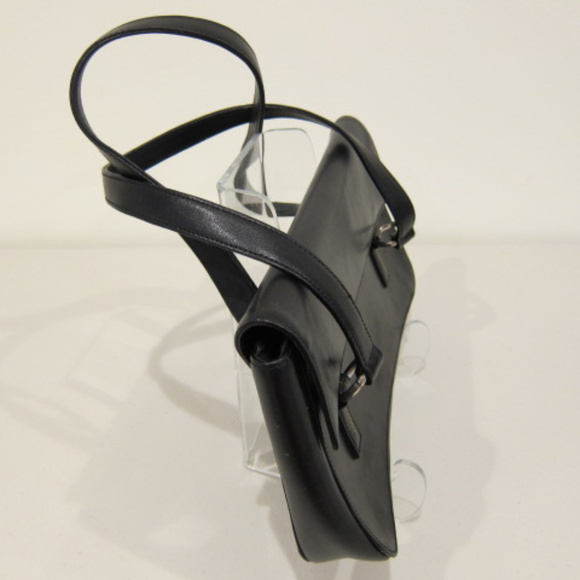 Women Handheld Shoulder BCBG Paris Black Vegan Faux Leather Bag Purse Top Handle - Picture 4 of 8